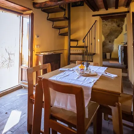 Apartment Santa Fiora Ospitalita Diffusa - La Casa Della Strega